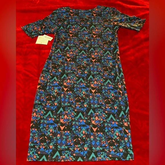 CLOSET CLEAR OUT ALL LULAROE MAKE AN OFFER BUNDLE NWT LARGE STRETCHY SUPER SOFT! - Picture 7 of 15